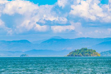 Ranong Tayland 'da Tropik Cennet Adaları Koh Chang Koh Phayam Ko Thalu Ko Pho Ko Fai Mai manzara manzarası.
