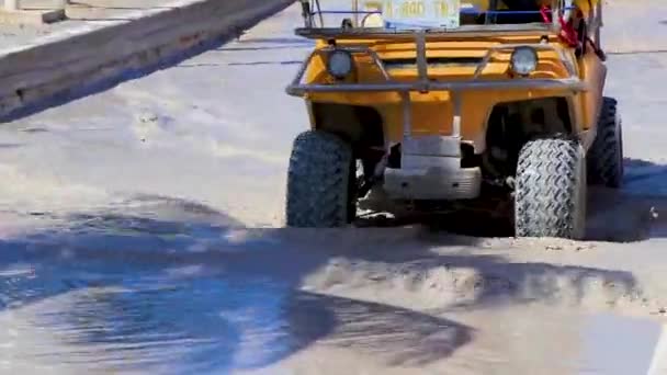 Holbox México Dezembro 2021 Carrinho Golfe Carros Buggy Condução Thru — Vídeo de Stock