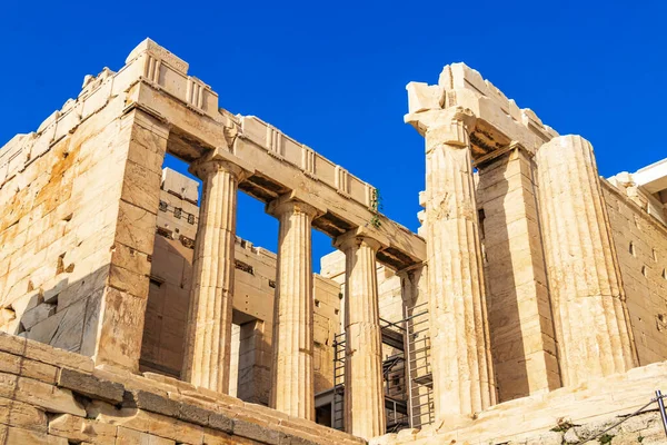 Détails Figures Sculptures Colonnes Acropole Athènes Avec Des Ruines Étonnantes — Photo