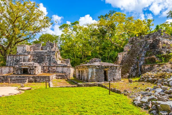 Antico Sito Maya Con Rovine Del Tempio Piramidi Manufatti Nella — Foto Stock