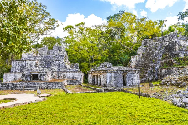 Antico Sito Maya Con Rovine Del Tempio Piramidi Manufatti Nella — Foto Stock