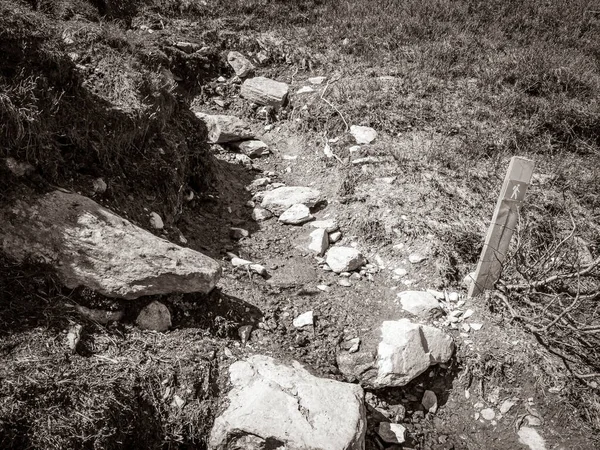 Starý Černobílý Obrázek Vyznačené Turistické Stezky Veslehodnu Veslehorn Hydnefossen Vodopádu — Stock fotografie