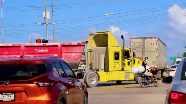 Tulum Messico Febbraio 2022 Autocarri Discarica Camion Escavatore Altri Veicoli — Video Stock