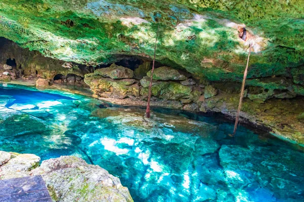 Incroyable Caverne Eau Turquoise Bleue Calcaire Cenote Tajma Tajmaha Puerto — Photo