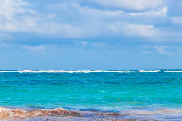 Amazing Beautiful Caribbean Coast Beach Turquoise Water Sargassum Tulum Quintana — Foto de Stock