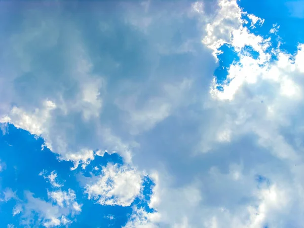 Cielo Blu Con Nuvole Bianche Bellissimo Paesaggio Nuvoloso Sfondo Cuxhaven — Foto Stock