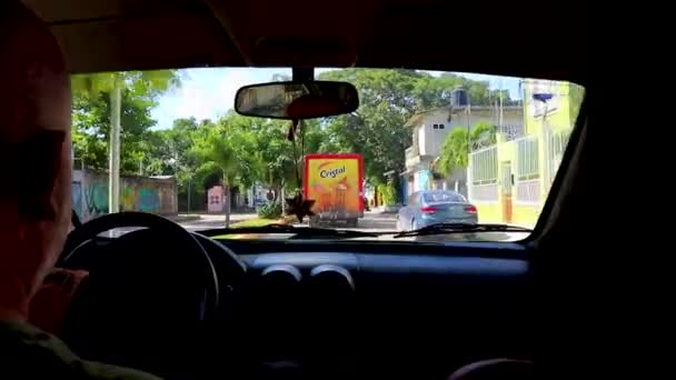 멕시코의 플라야델 카르멘 2022 전형적 도로와 자동차와 그리고 멕시코의 루이스 — 비디오