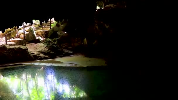 Incrível Azul Turquesa Água Calcário Caverna Sumidouro Cenote Santuario Los — Vídeo de Stock