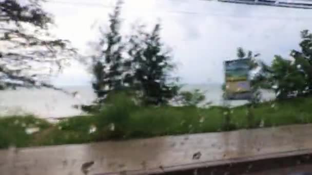 Мандрівний Тропічний Дощ Затопленими Дорогами Пересувними Машинами Острові Кох Самуї — стокове відео