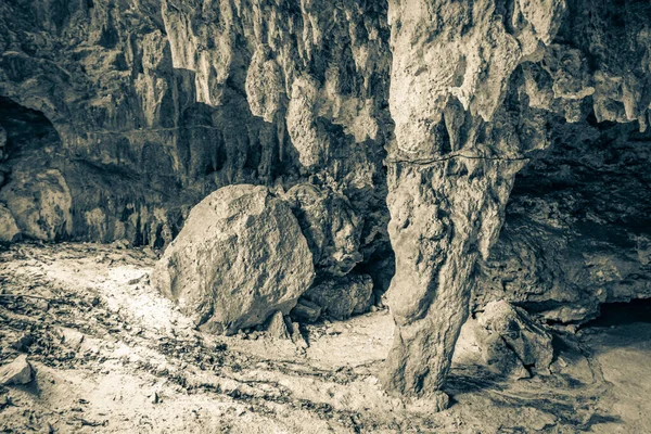 Starý Černobílý Obrázek Úžasné Modré Tyrkysové Vody Vápencové Jeskyně Santuario — Stock fotografie