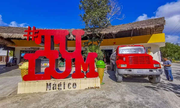 Тулум Мексика Март 2022 Большая Красная Вывеска Надписью Тулум Магико — стоковое фото