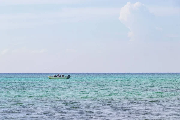 Bootsjacht Fähranlegesteg Und Hafen Tropischen Mexikanischen Strand Blick Von Playa — Stockfoto