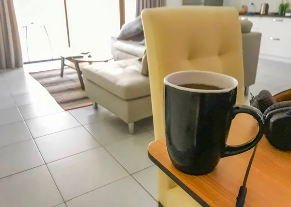 Pour Drink Black Coffee Black Mug Cup Breakfast Koh Samui — Stockfoto