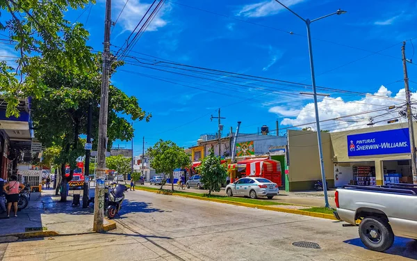 카르멘 2022 전형적 길거리 도로와 레스토랑 풍경은 멕시코 킨타나 플라야델 — 스톡 사진