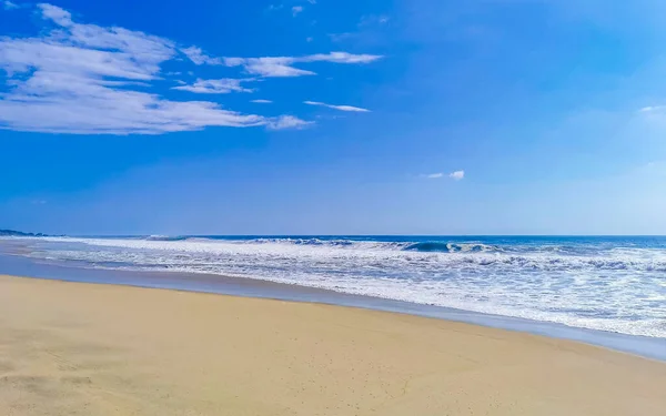 Niezwykle Duże Fale Surferów Plaży Zicatela Puerto Escondido Oaxaca Meksyk — Zdjęcie stockowe