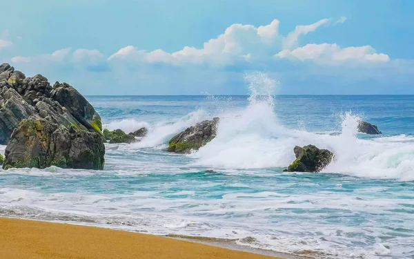 Grandes Olas Surfistas Extremadamente Hermosas Playa Zicatela Puerto Escondido Oaxaca — Foto de Stock