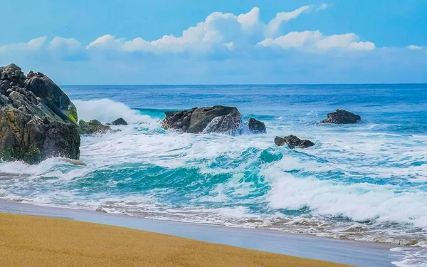 Rendkívül Szép Hatalmas Szörfös Hullámok Strandon Zicatela Puerto Escondido Oaxaca — Stock Fotó