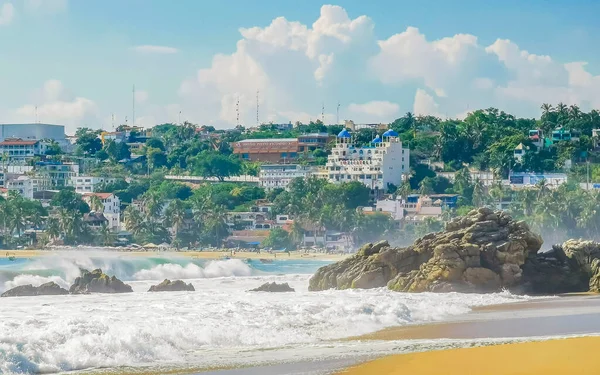 Grandes Olas Surfistas Extremadamente Hermosas Playa Zicatela Puerto Escondido Oaxaca —  Fotos de Stock