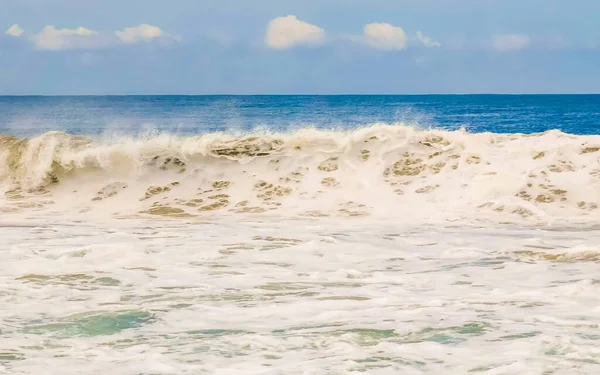 Extrem Uriaș Valuri Surfer Mari Plaja Din Zicatela Puerto Escondido — Fotografie, imagine de stoc
