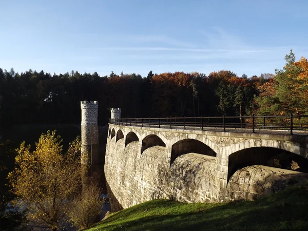 Wasserkraftdamm parizov Tschechische Republik — Stockfoto