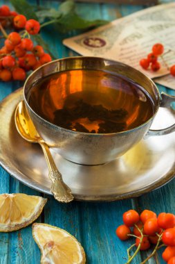 Bir fincan çay.