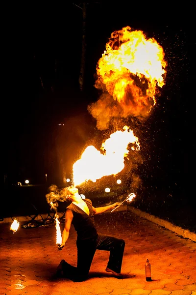 Espectáculo de fuego — Foto de Stock