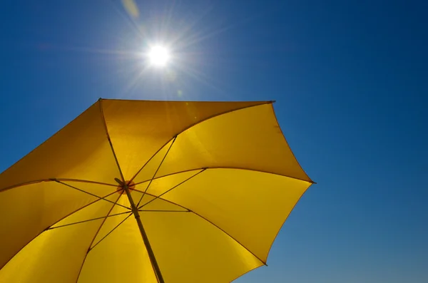 Gelber Sonnenschutz — Stockfoto
