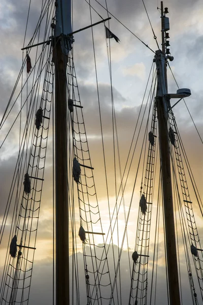 Bastones de vela al atardecer — Foto de Stock