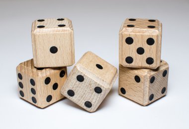 ahşap zar yığını