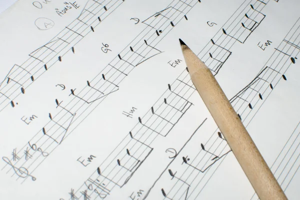 Folha de nota manuscrita com lápis — Fotografia de Stock