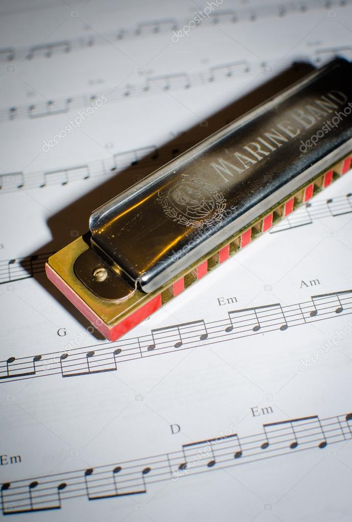 Note sheet and harmonica
