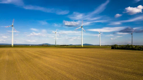 奥地利农业景观中的风力涡轮机风力发电场 — 图库照片