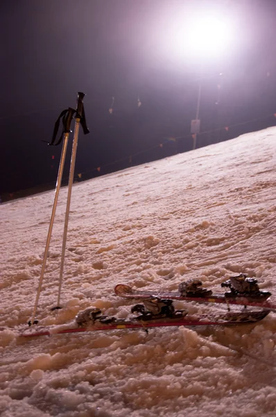 Катание на лыжах — стоковое фото