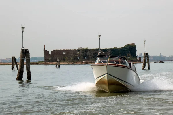 2019 Italië Venetië Boot Venetiaanse Lagune — Stockfoto