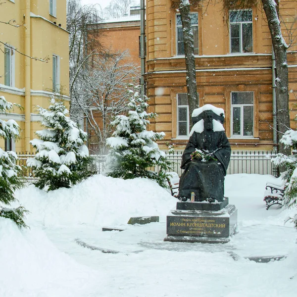 2019 Rússia Kronstadt Monumento Ioann Kronstadtskiy — Fotografia de Stock