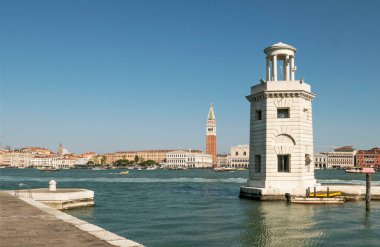 İtalya. Venice. San Giorgio Maggiore 'un güvertesinde..