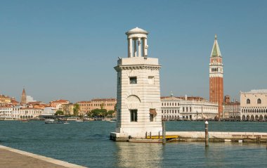İtalya. Venice. San Giorgio Maggiore 'un güvertesinde..