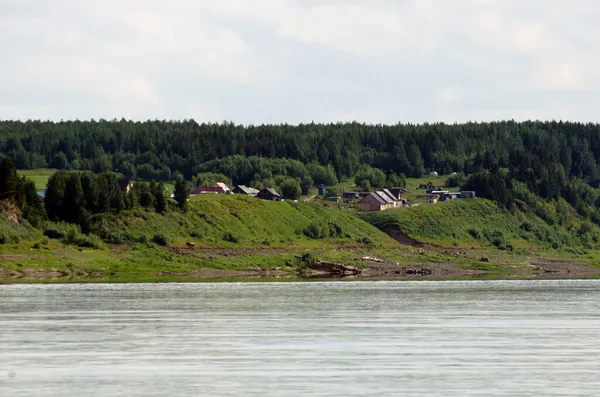 Yenisei Nehri Nden Alinskoye Köyü Manzarası Krasnoyarsk Bölgesi Rusya — Stok fotoğraf