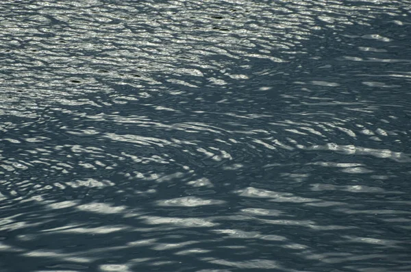 Auf Der Wasseroberfläche — Stockfoto