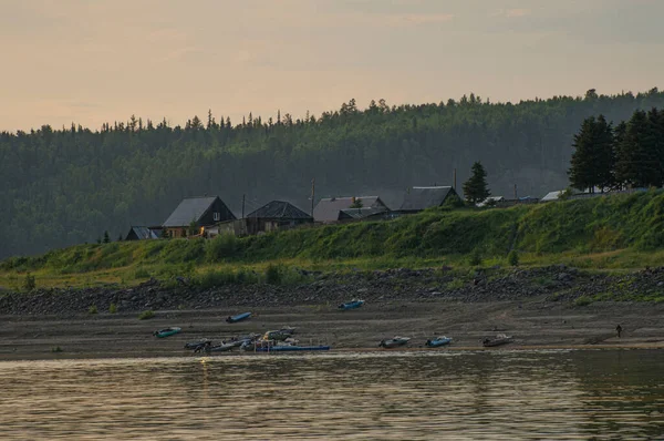 Yenisei Nehri Nden Bakhta Köyü Manzarası Krasnoyarsk Bölgesi Rusya — Stok fotoğraf