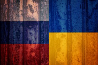 Ukrayna ve Rusya 'nın dünya savaşı krizi konsepti, Ukrayna ve Rusya Bayrağı, siyasi ortaklık çatışmaları konsept, gerginlik