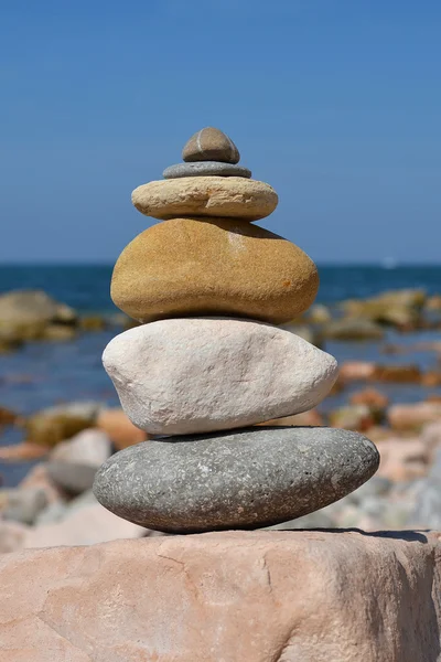 Piramide riva al Mare 2