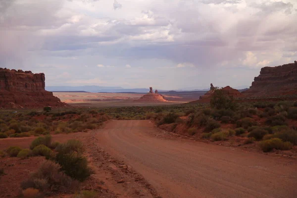 Utah Taki Tanrılar Vadisi Ndeki Boş Çakıl Kırmızı Cadde Kırmızı — Stok fotoğraf