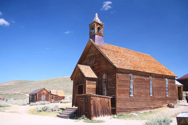 Igreja Fantasma Abandonada Marrom Bodie Com Céu Azul Fundo Califórnia — Fotografia de Stock