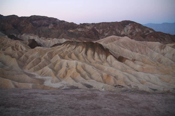 Die Nacht Die Über Die Felsformationen Der Wüste Death Valley — Stockfoto