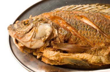 Kızarmış Balık tabağı