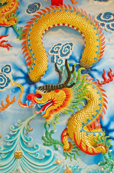 Dragon sculpture — Stock Photo, Image