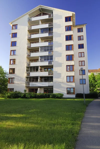 Apartamenty z balkonami — Zdjęcie stockowe