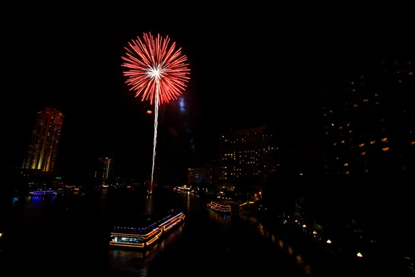 festival havai fişek