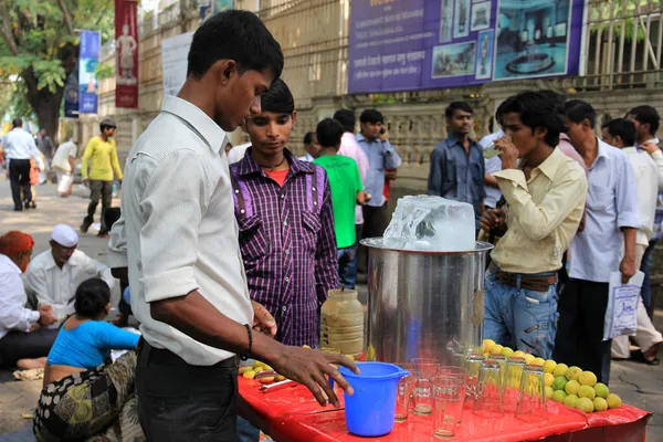 limon suyu sokak tüccar